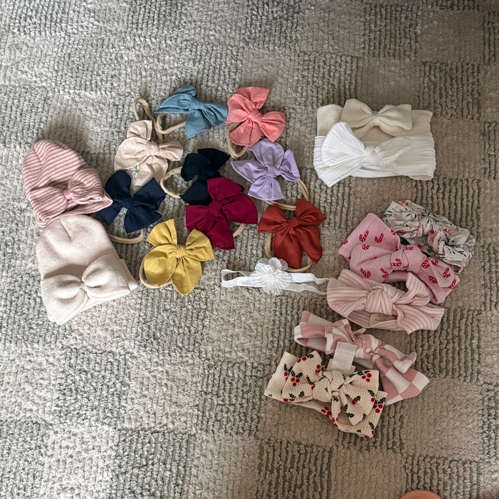Charming Kids Bow Hair Accessories Set - Multicolor